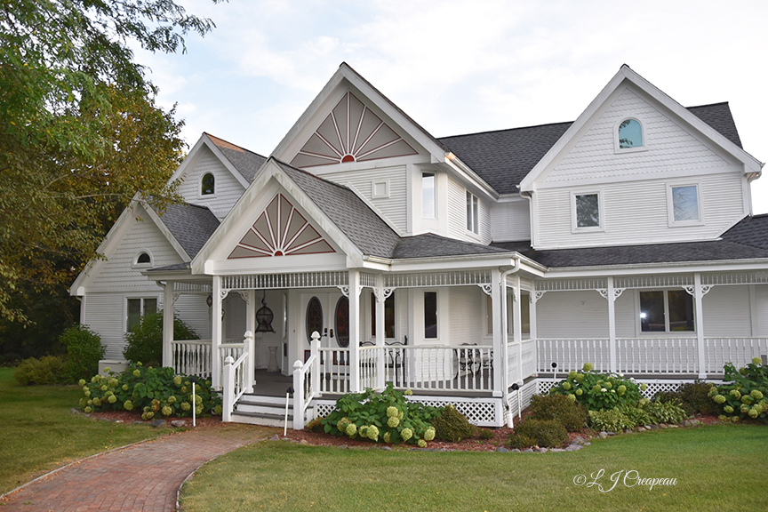 Residential Real Estate Photography Exterior of $1.5M house.