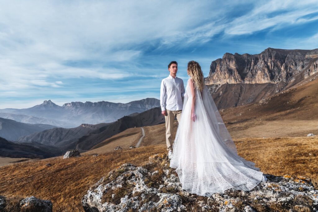 Mountain bride and groom wedding photography